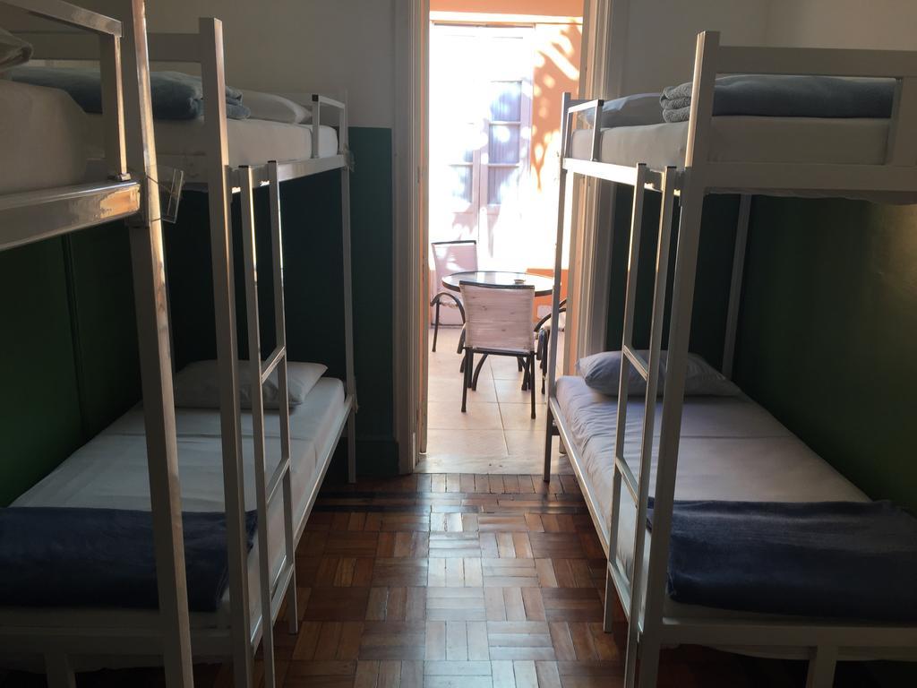 Villa Budget Hostel Copacabana リオデジャネイロ エクステリア 写真